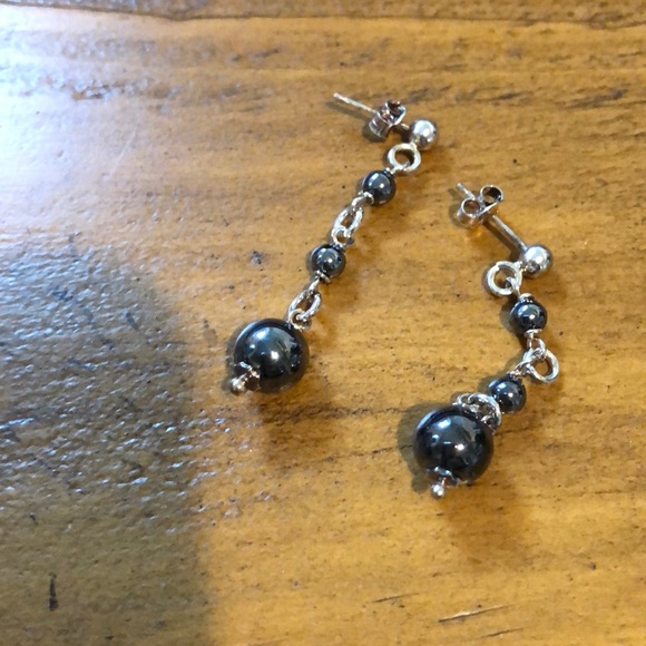 Necklace and earrings set - Picture 7 of 9